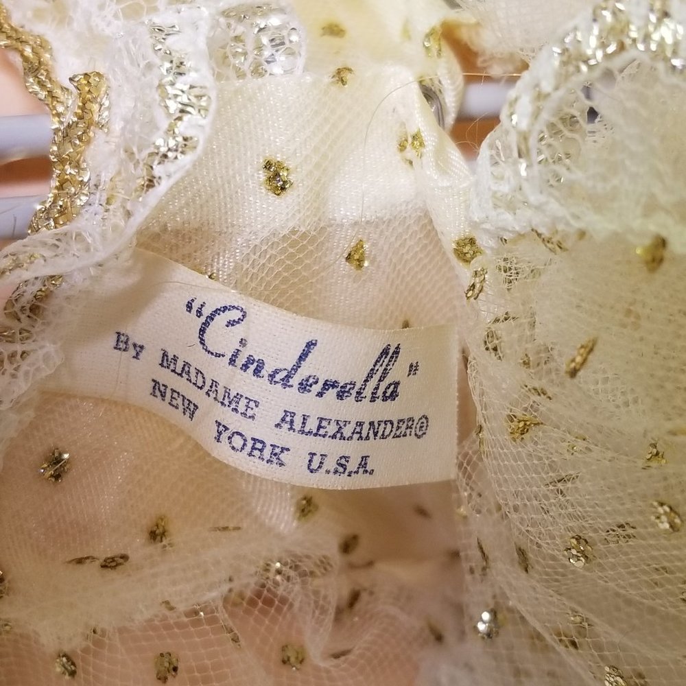 1965 Vintage Madame Alexander Doll Cinderella w/ Stand Gold Dress Shoes Bloomers - Picture 7 of 10